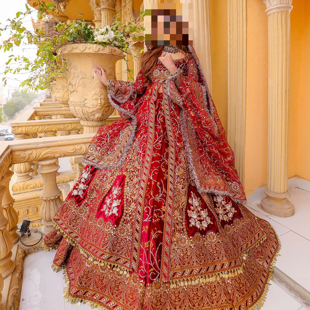 Fatima’s Emerald Green & Antique Gold Wedding Dress
