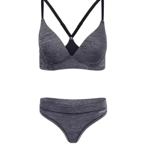 Helynn-Contour-Black-Wireless-Bra-1.webp