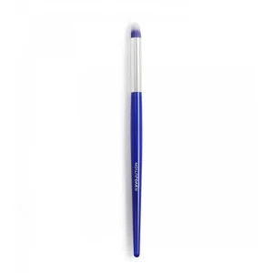 Makeup-Revolution-Queen-Eye-Brush.webp