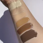 Makeup-Revolution-relove-supermatte-foundation-F10.5-2.webp